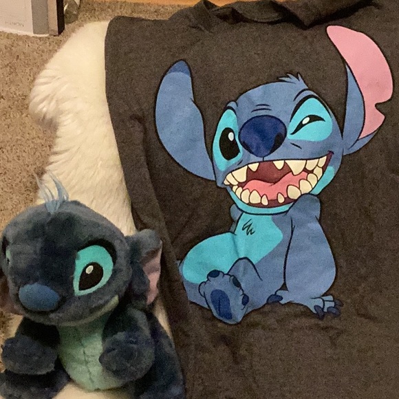 Disney Tops - LILO and Stich plush and tshirt
